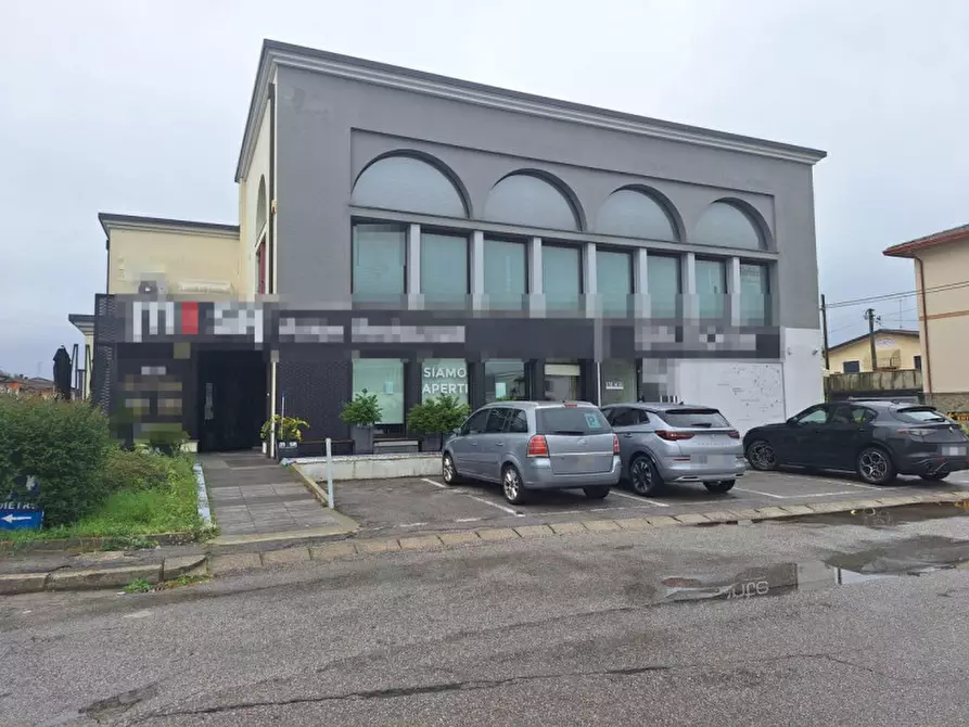 Immagine 1 di Capannone industriale in vendita  in Via Ugo Foscolo, 35035 Mestrino PD, Italia a Mestrino