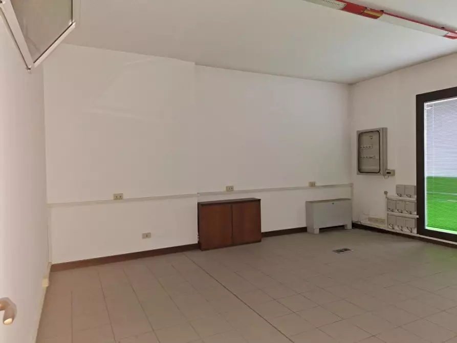 Immagine 22 di Capannone industriale in vendita  in Via Ugo Foscolo, 35035 Mestrino PD, Italia a Mestrino