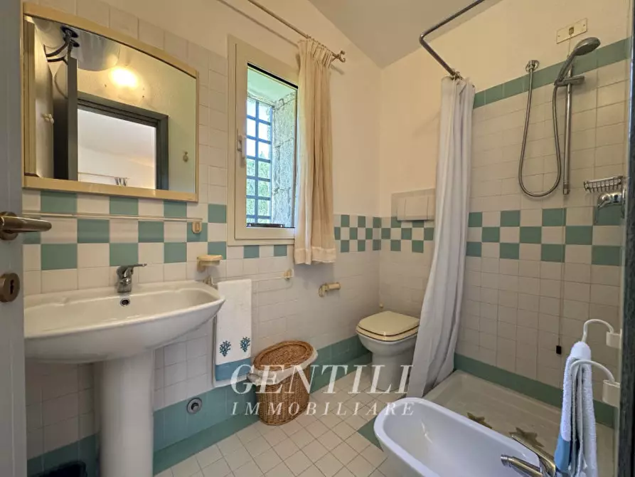 Immagine 8 di Appartamento in vendita  a Arzachena