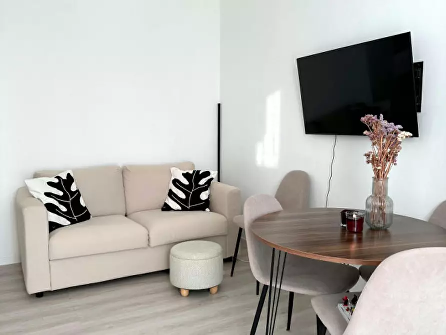 Immagine 1 di Appartamento in vendita  in VIA ARDIGO' a Padova