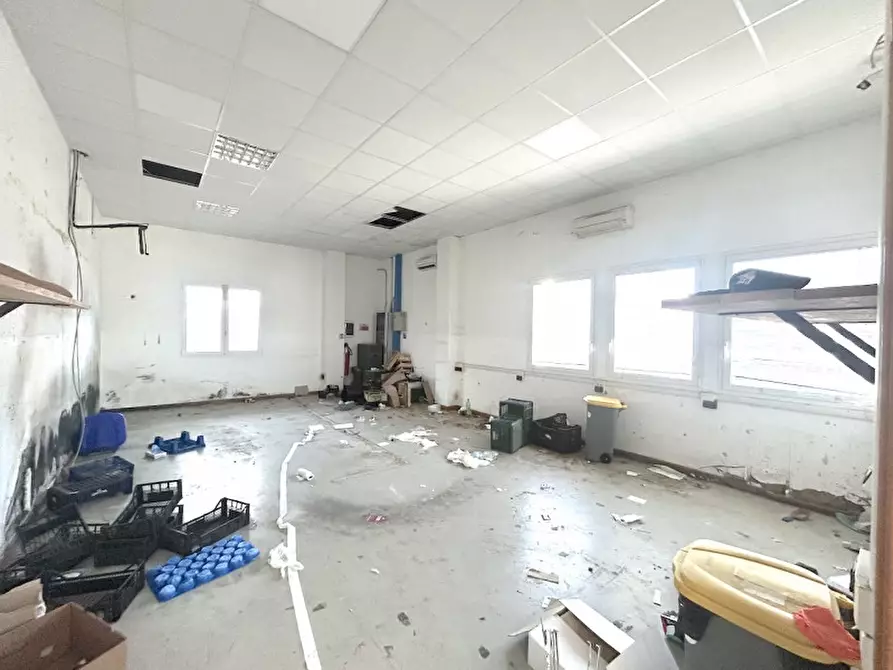 Immagine 2 di Capannone industriale in affitto  in via romagna a Cesena