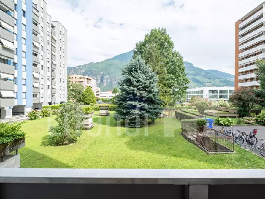 Immagine 15 di Appartamento in vendita  in Viale Europa - Europaallee a Bolzano