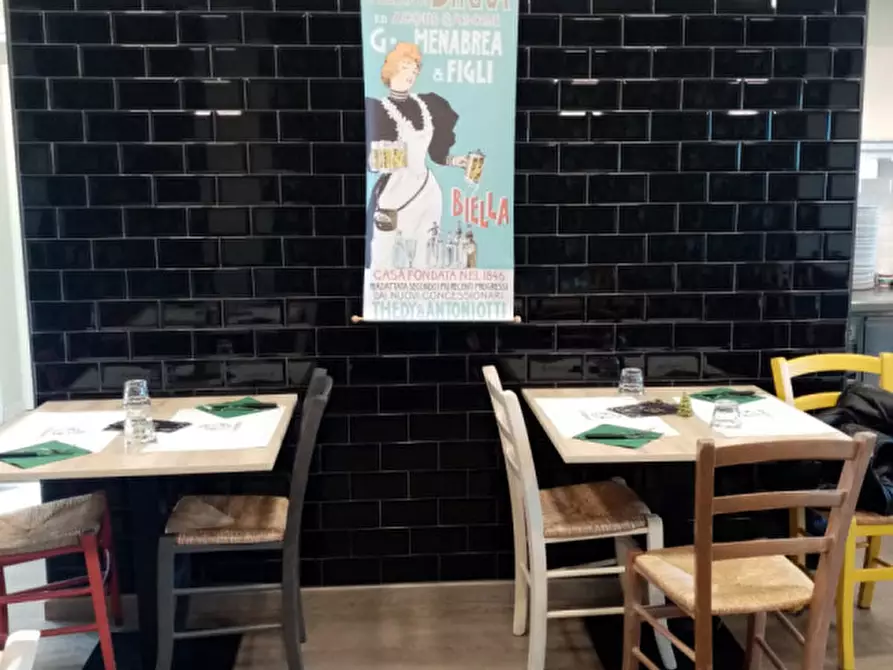 Immagine 4 di Negozio in vendita  in VIA FASELLA 56 a Giaveno