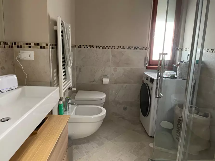 Immagine 10 di Attico in vendita  a Senigallia