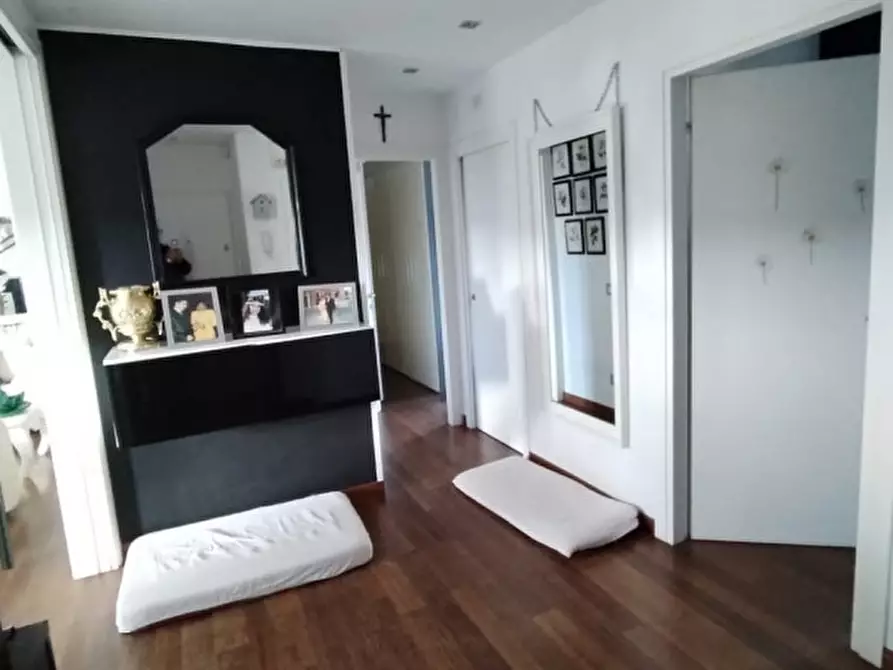 Immagine 1 di Appartamento in vendita  a Venezia