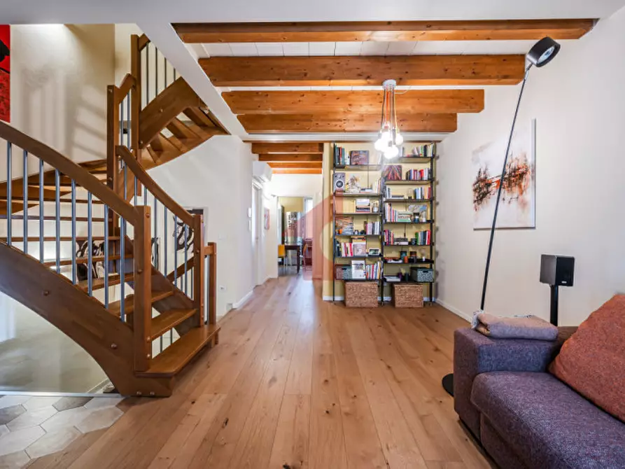 Immagine 1 di Casa bifamiliare in vendita  in Via Guglielmo Rocchi a Noceto