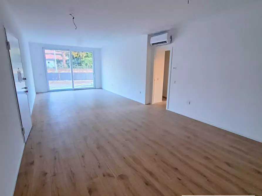 Immagine 1 di Appartamento in vendita  in Via Don Luigi Orione a Stra