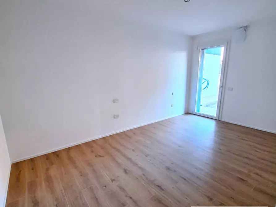 Immagine 3 di Appartamento in vendita  in Via Don Luigi Orione a Stra