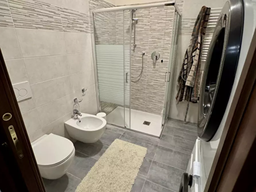 Immagine 50 di Appartamento in vendita  in via Vittorio Locchi, 20 a Brescia