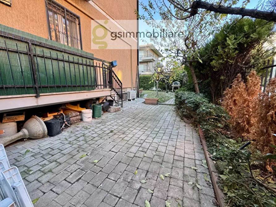 Immagine 62 di Appartamento in vendita  in via Vittorio Locchi, 20 a Brescia