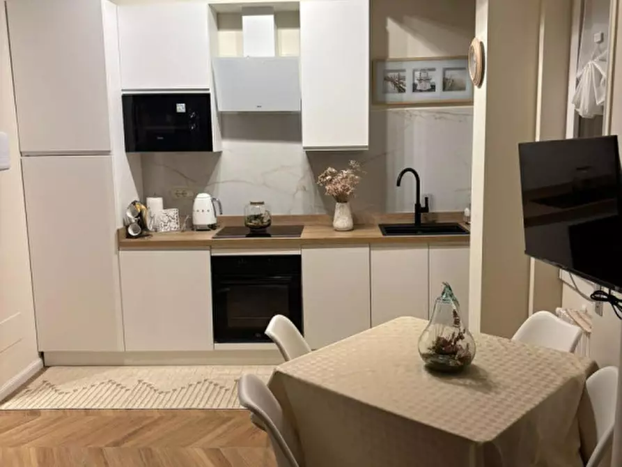 Immagine 1 di Appartamento in vendita  in Via Bolama 2 a Milano