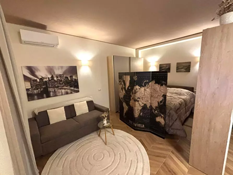 Immagine 7 di Appartamento in vendita  in Via Bolama 2 a Milano