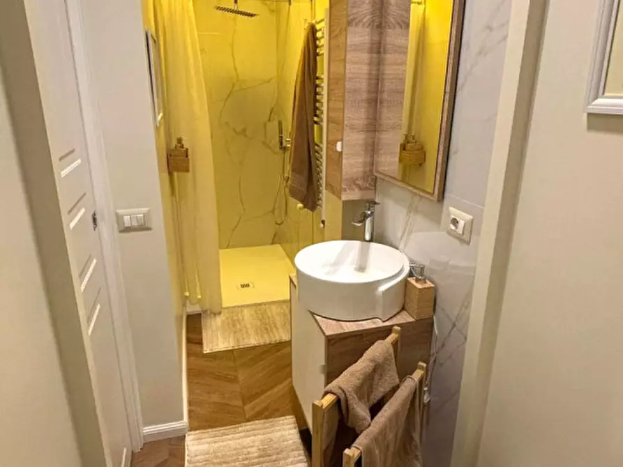 Immagine 12 di Appartamento in vendita  in Via Bolama 2 a Milano