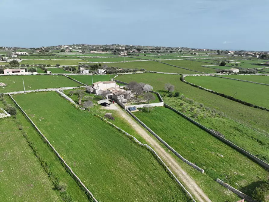 Immagine 4 di Villa in vendita  a Modica