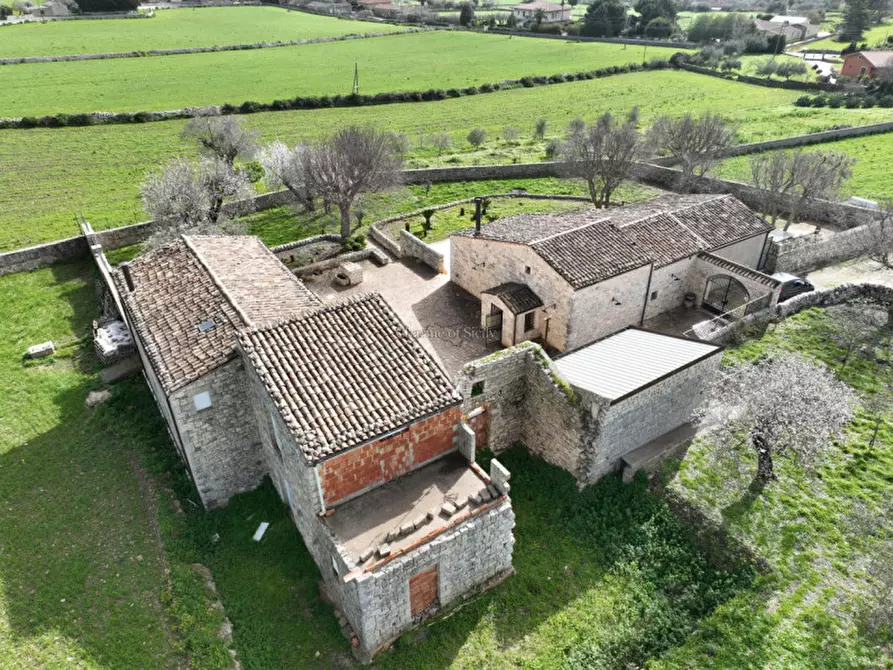 Immagine 8 di Villa in vendita  a Modica