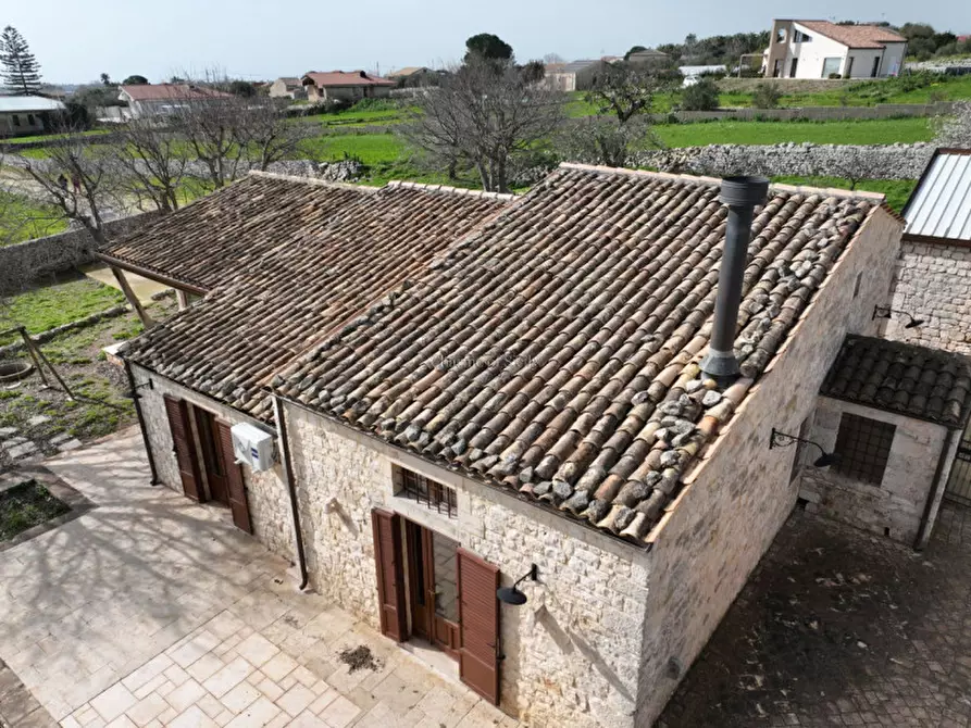 Immagine 9 di Villa in vendita  a Modica