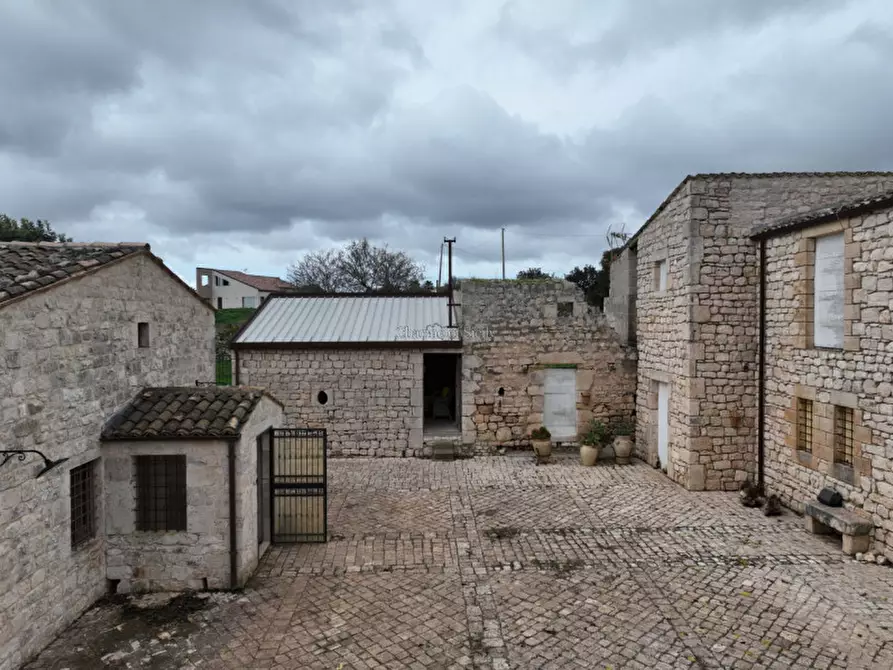 Immagine 22 di Villa in vendita  a Modica