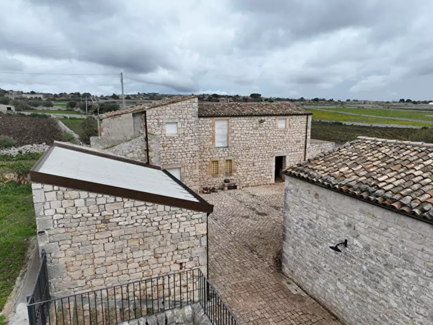 Immagine 32 di Villa in vendita  a Modica