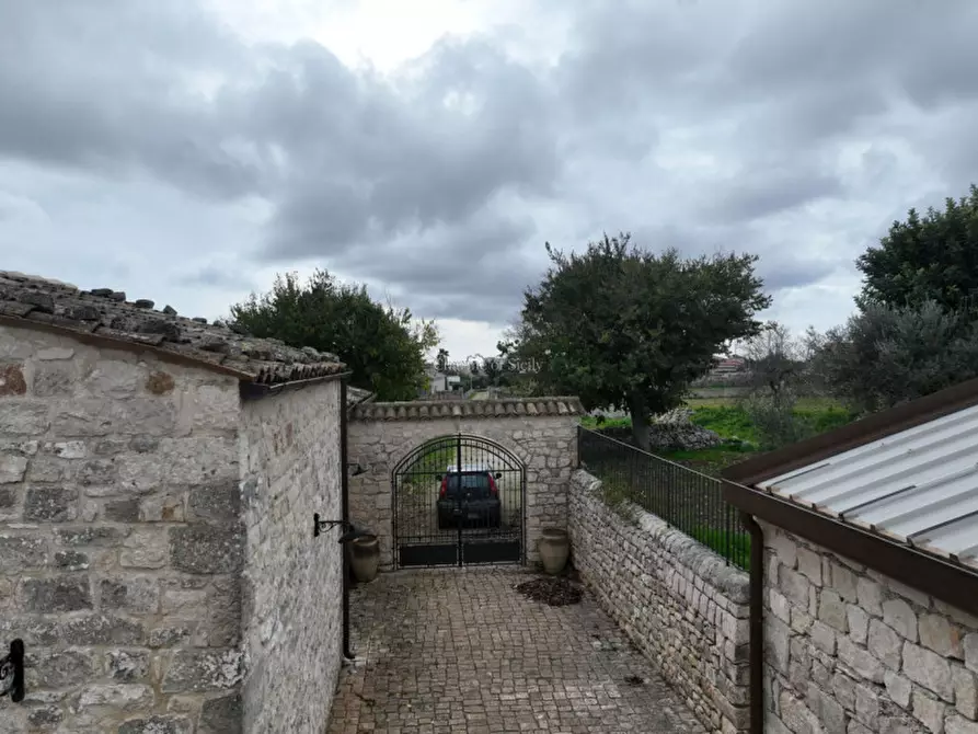 Immagine 24 di Villa in vendita  a Modica