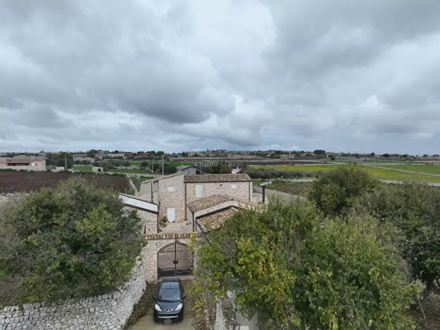 Immagine 26 di Villa in vendita  a Modica