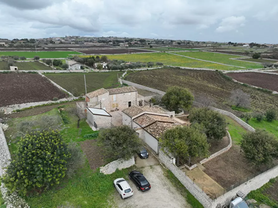 Immagine 28 di Villa in vendita  a Modica