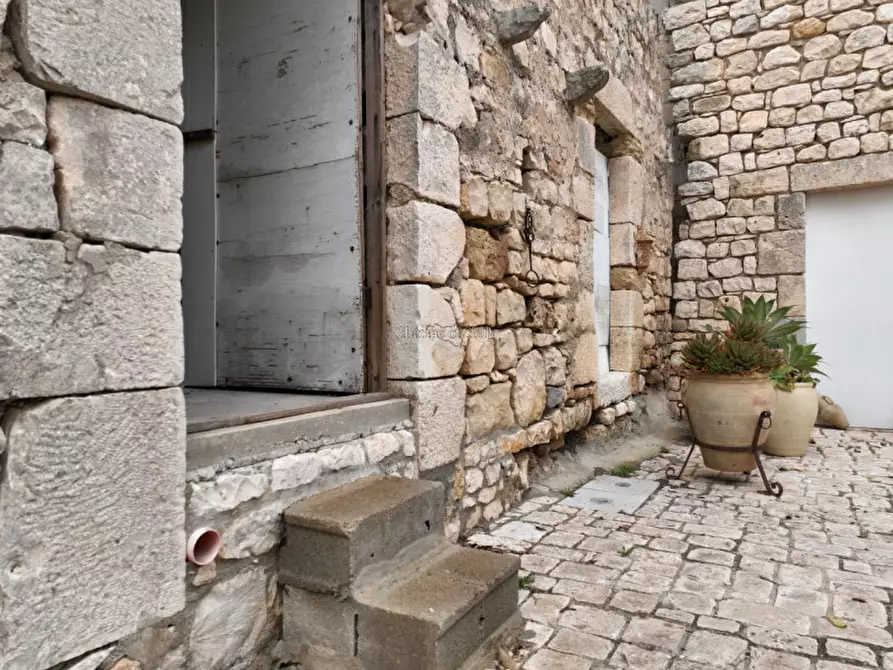 Immagine 44 di Villa in vendita  a Modica