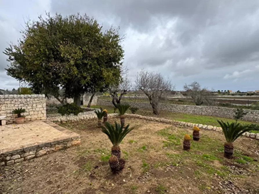 Immagine 48 di Villa in vendita  a Modica
