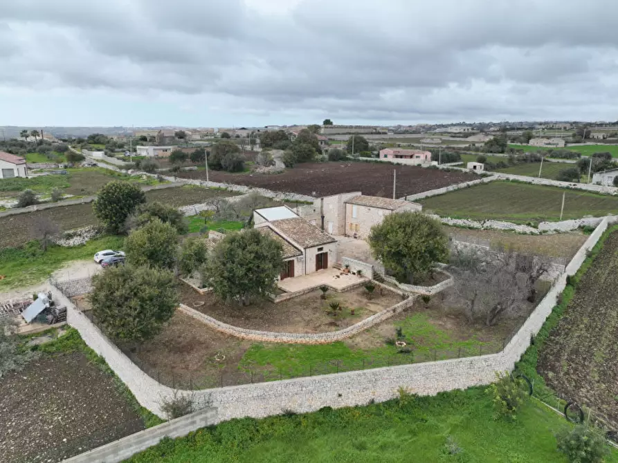 Immagine 62 di Villa in vendita  a Modica