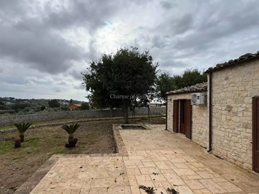 Immagine 55 di Villa in vendita  a Modica
