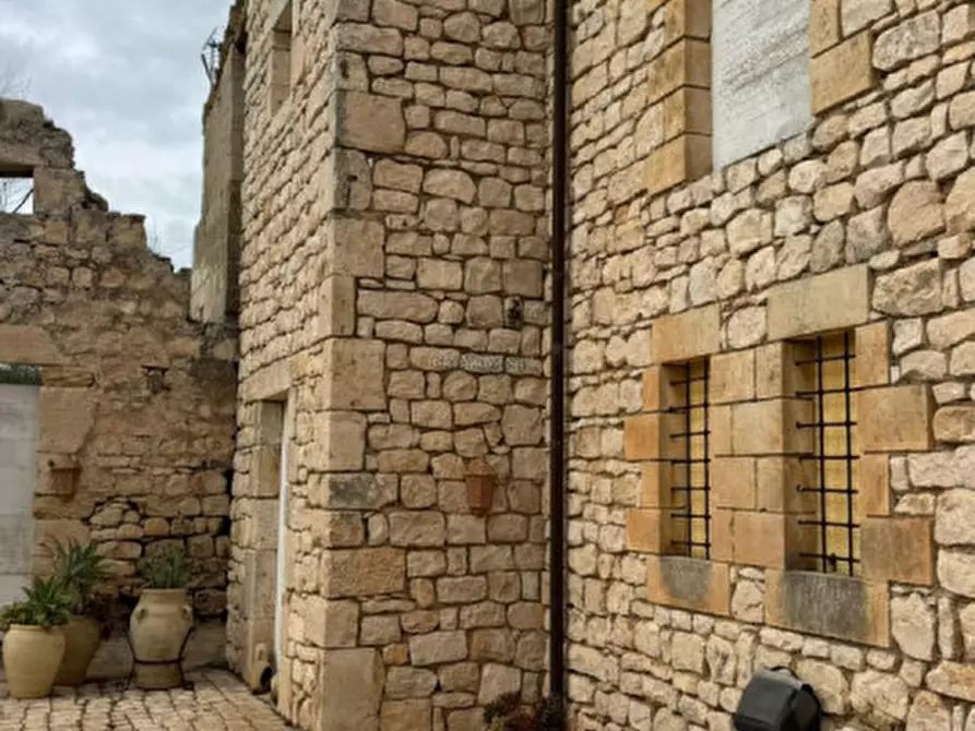 Immagine 61 di Villa in vendita  a Modica