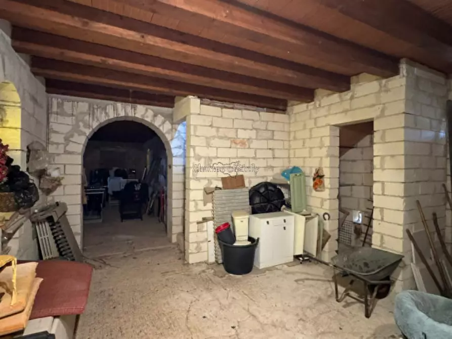 Immagine 62 di Villa in vendita  a Modica