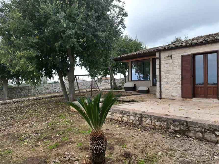 Immagine 78 di Villa in vendita  a Modica