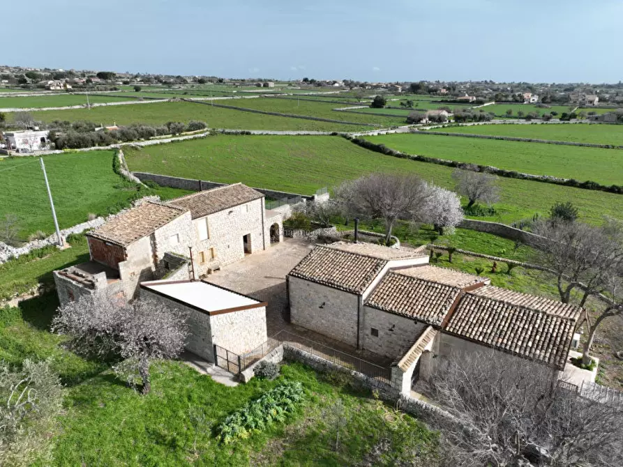 Immagine 89 di Villa in vendita  a Modica