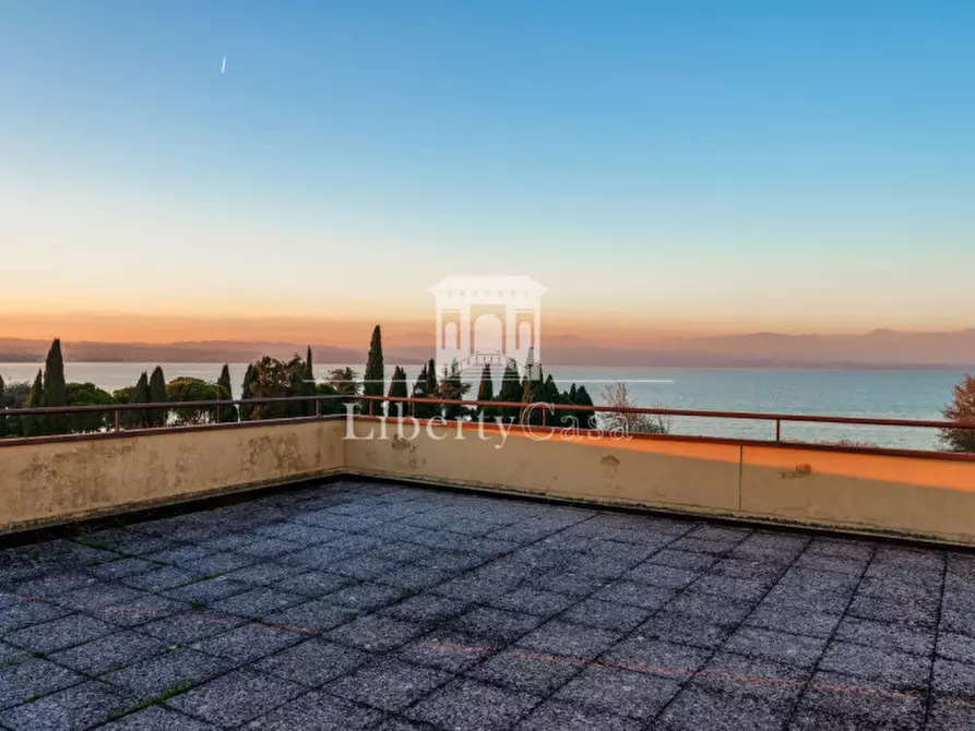 Immagine 2 di Appartamento in vendita  in Via Aureliano a Desenzano Del Garda