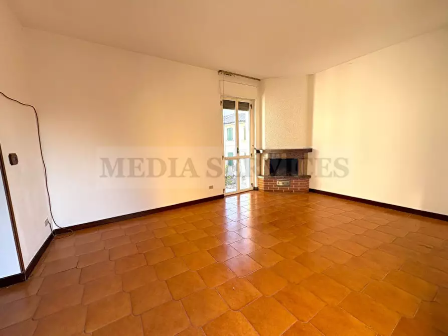 Immagine 9 di Appartamento in vendita  in via Case Basse n° 22 a Sannazzaro De' Burgondi