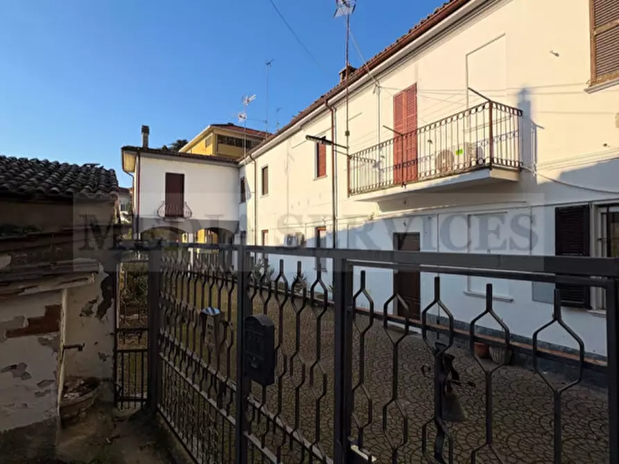 Immagine 34 di Appartamento in vendita  in via Case Basse n° 22 a Sannazzaro De' Burgondi