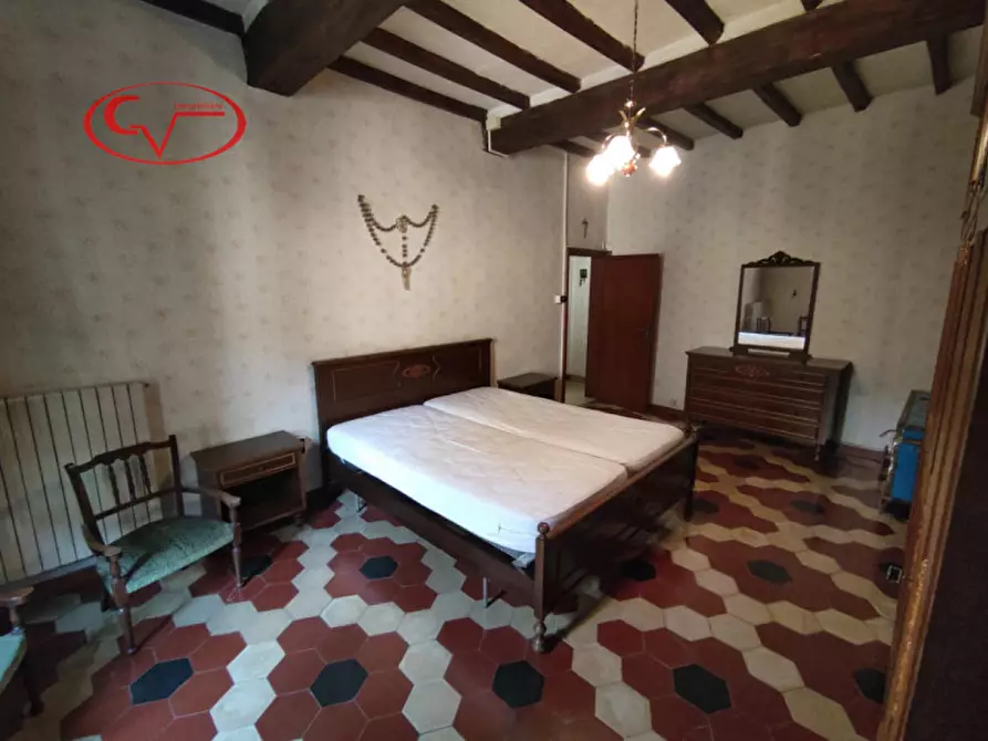 Immagine 12 di Appartamento in vendita  in piazza Del Secco a Montevarchi