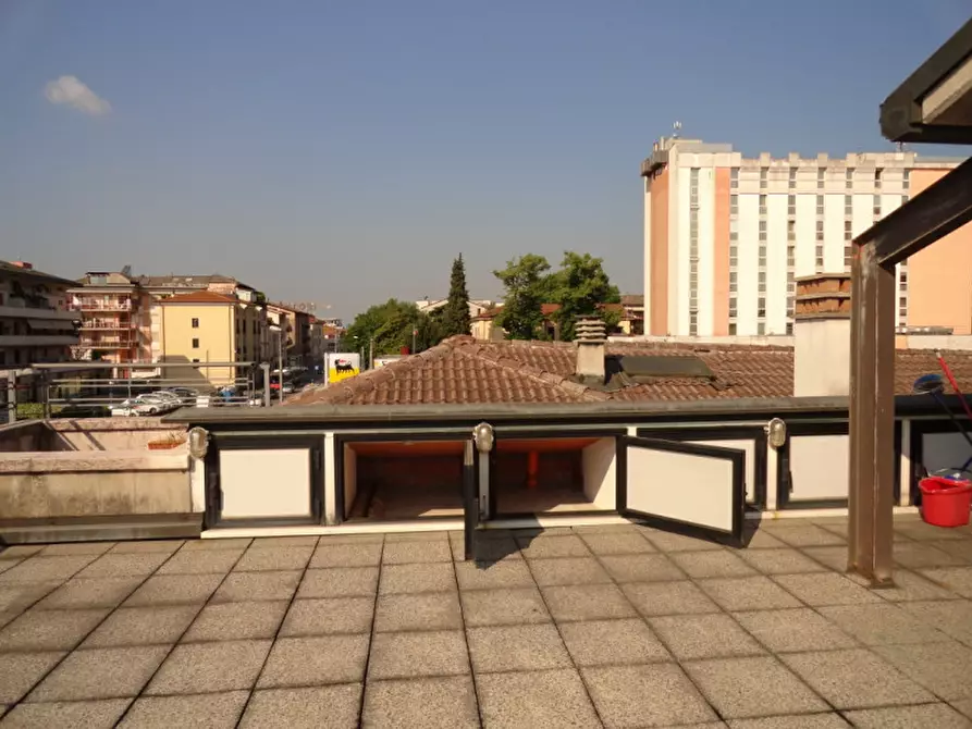 Immagine 25 di Appartamento in vendita  in Viale San Lazzaro a Vicenza