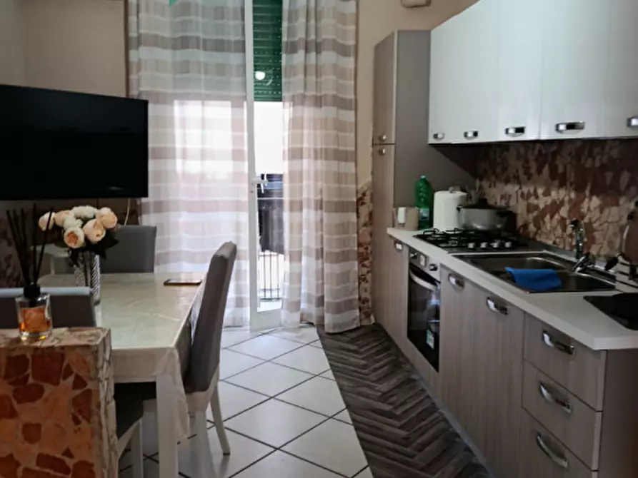 Immagine 11 di Appartamento in vendita  in Calata Capodichino a Napoli