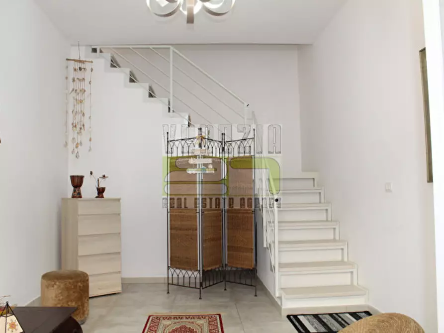 Immagine 2 di Casa indipendente in vendita  a Avola