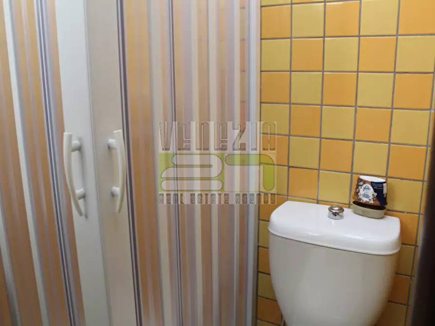 Immagine 10 di Casa indipendente in vendita  a Avola