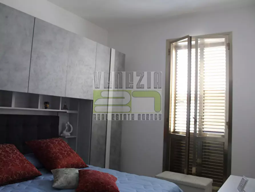 Immagine 14 di Casa indipendente in vendita  a Avola