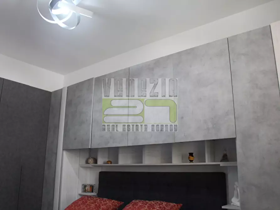 Immagine 18 di Casa indipendente in vendita  a Avola