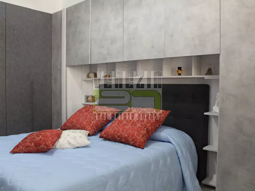 Immagine 19 di Casa indipendente in vendita  a Avola