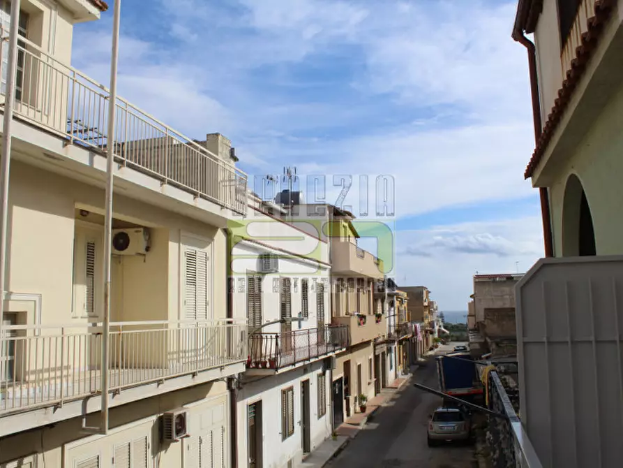 Immagine 22 di Casa indipendente in vendita  a Avola