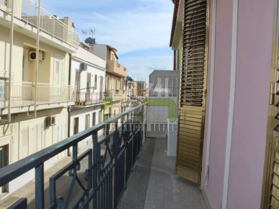 Immagine 24 di Casa indipendente in vendita  a Avola