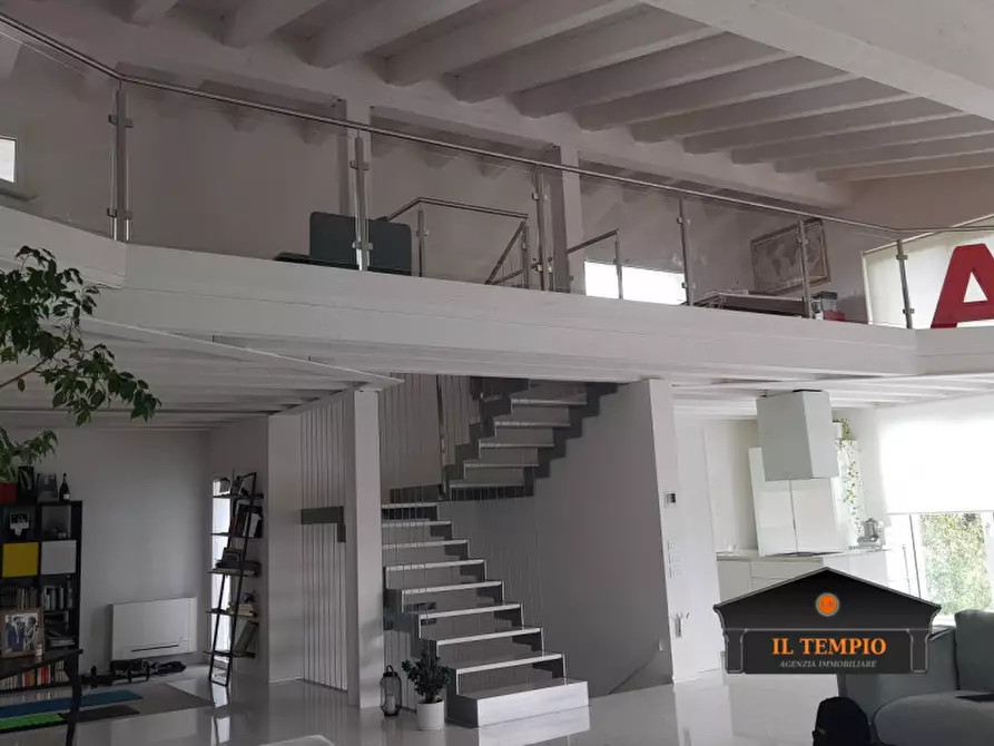 Immagine 10 di Villa in vendita  in via granezza a Vicenza