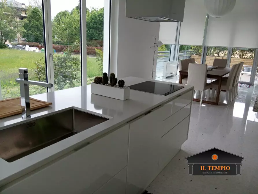 Immagine 16 di Villa in vendita  in via granezza a Vicenza