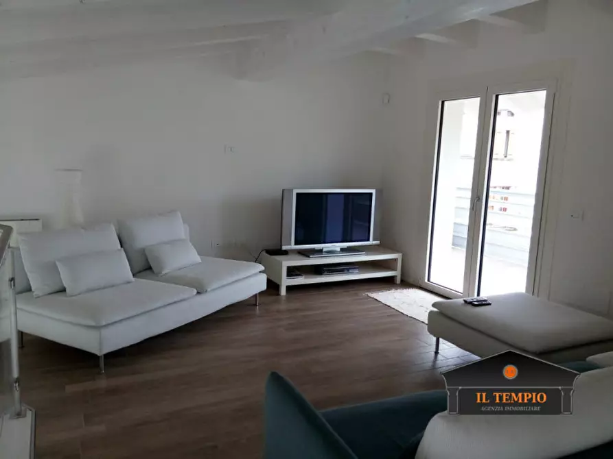 Immagine 20 di Villa in vendita  in via granezza a Vicenza