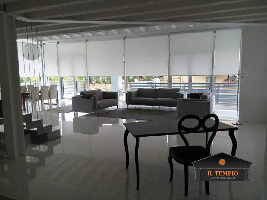 Immagine 30 di Villa in vendita  in via granezza a Vicenza